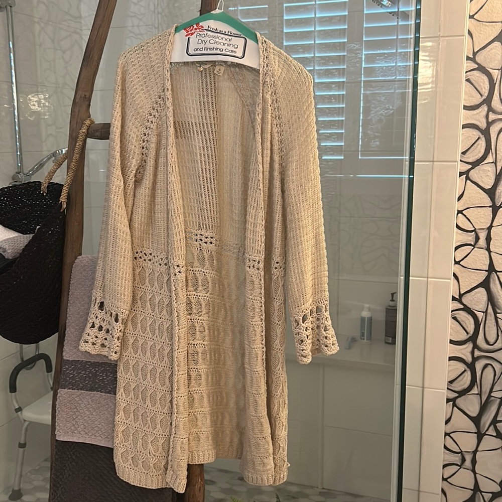 Lucky brand light tan crochet sweater. Size S. Excellent condition.